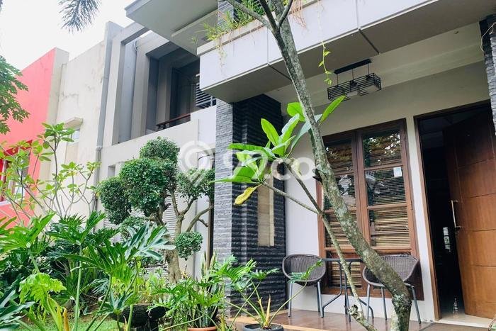 Ready to Use! Premium House LT 560m2 Desain Modern di Sentul Ready to Use! Premium House LT 560m2 Desain Modern di Sentul