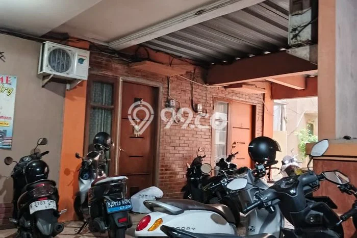Kost Dijual Lokasi Kebayoran Baru, Jakarta Selatan, 40 KT, 40 KM, 150m2 Kost Dijual Lokasi Kebayoran Baru, Jakarta Selatan, 40 KT, 40 KM, 150m2