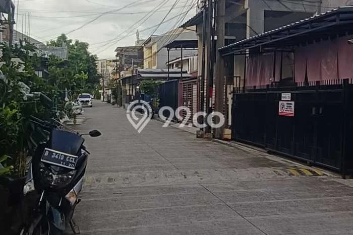 Dijual Rumah 3 Kamar Lokasi Ideal Bagus dan Strategis di Kelapa Gading Dijual Rumah 3 Kamar Lokasi Ideal Bagus dan Strategis di Kelapa Gading