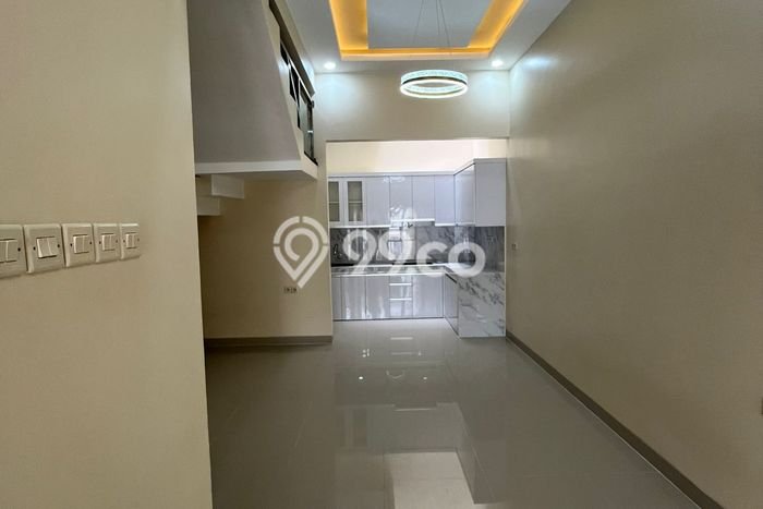 Rumah Luas Asri 3 KT Siap Pakai di Harapan Indah Bekasi Rumah Luas Asri 3 KT Siap Pakai di Harapan Indah Bekasi