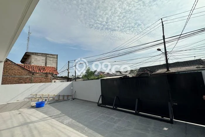 FOR RENT! Gudang di Harapan Indah Cocok untuk Bisnis 200m2 FOR RENT! Gudang di Harapan Indah Cocok untuk Bisnis 200m2