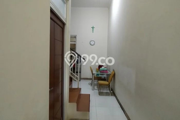 Jual Rumah Favorit Siap Huni LB 165m2 di Kenjeran, Surabaya Jual Rumah Favorit Siap Huni LB 165m2 di Kenjeran, Surabaya