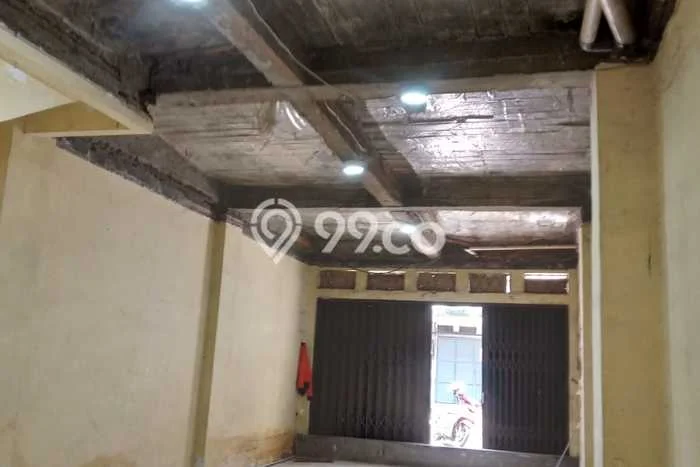 Ruko Disewa di Jakarta Barat dengan LB 150m2 Area Komersial Ramai Ruko Disewa di Jakarta Barat dengan LB 150m2 Area Komersial Ramai