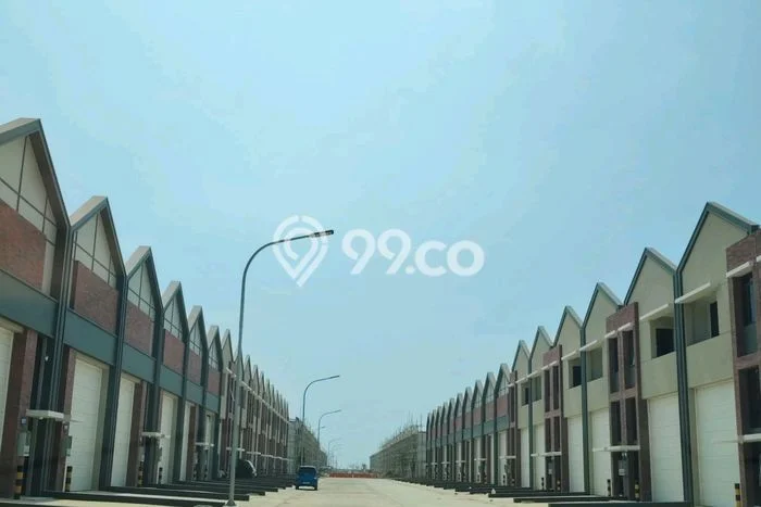 Unit Gudang Disewakan di Teluk Naga di Area Ramai & Strategis Unit Gudang Disewakan di Teluk Naga di Area Ramai & Strategis