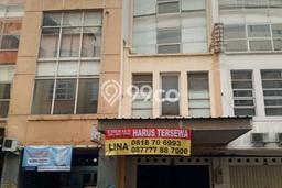 Ruko Komersial Disewakan di Cengkareng Jakarta Barat Luas 270m2 Ruko Komersial Disewakan di Cengkareng Jakarta Barat Luas 270m2