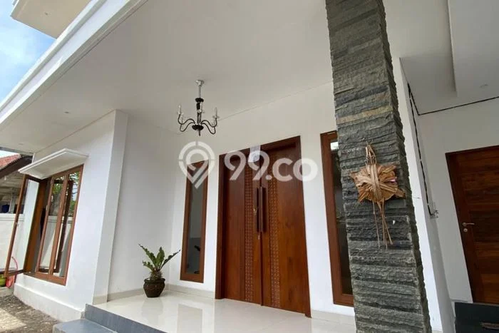 Jarang Ada! Rumah Sewa 4 Kamar Nyaman Siap Huni Tibubeneng Jarang Ada! Rumah Sewa 4 Kamar Nyaman Siap Huni Tibubeneng