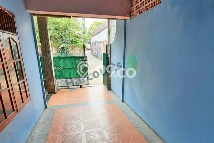 Hunian Cantik Minimalis Lb 240m2 di Kramat Jati, Jakarta Timur Hunian Cantik Minimalis Lb 240m2 di Kramat Jati, Jakarta Timur