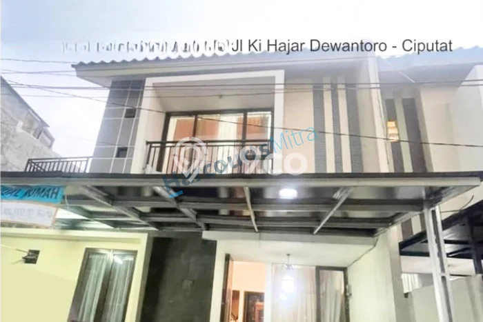 Rumah Modern Cantik 4 Kamar Siap Huni di Ciputat Rumah Modern Cantik 4 Kamar Siap Huni di Ciputat