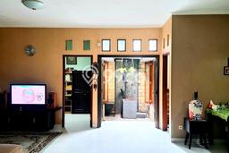 Dijual Hunian Rumah Terawat 3 Kamar di Depok I, Depok Dijual Hunian Rumah Terawat 3 Kamar di Depok I, Depok