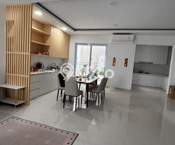 Rumah Sewa Batam LT 119m2 LB 120m2 Area Batam Centre Rumah Sewa Batam LT 119m2 LB 120m2 Area Batam Centre