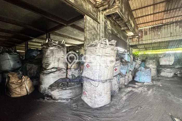 Lokasi Strategis! Dijual Gudang Bisnis di Sekupang, Batam Kondisi Baik Lokasi Strategis! Dijual Gudang Bisnis di Sekupang, Batam Kondisi Baik