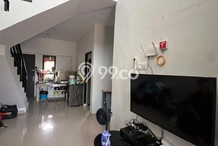 Jarang Ada! Rumah Sewa 4 Kamar Bagus Siap Huni Tiban Jarang Ada! Rumah Sewa 4 Kamar Bagus Siap Huni Tiban