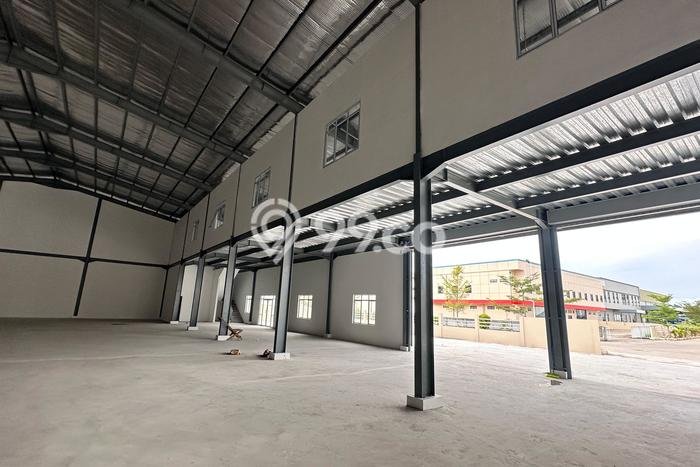 Disewakan Gudang di Kawasan Ramai Tanjung Uncang Luas 1350m2 Disewakan Gudang di Kawasan Ramai Tanjung Uncang Luas 1350m2