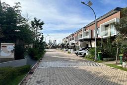 For Sale Hunian Rumah Terawat 3 KT di Batam Centre, Batam For Sale Hunian Rumah Terawat 3 KT di Batam Centre, Batam