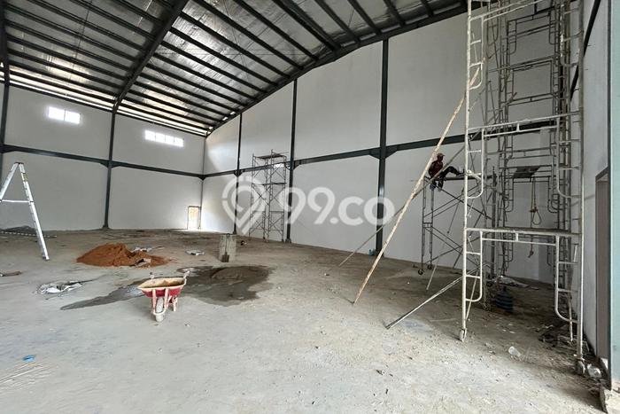 Unit Gudang Paling Strategis di Sagulung Batam dengan LB 475m2 Unit Gudang Paling Strategis di Sagulung Batam dengan LB 475m2
