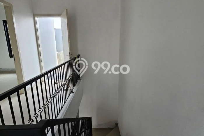 Jual Rumah Minimalis Bagus Punya 4 KT di Jatinegara Jakarta Timur SHM Jual Rumah Minimalis Bagus Punya 4 KT di Jatinegara Jakarta Timur SHM