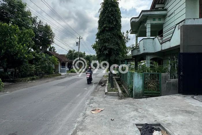 Jual Rumah Eksklusif 3 KT di Maguwoharjo, Yogyakarta Jual Rumah Eksklusif 3 KT di Maguwoharjo, Yogyakarta