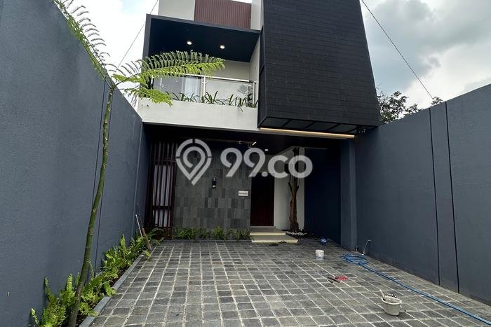 Jual Rumah Bagus Siap Huni LB 110m2 di Ngaglik, Sleman Jual Rumah Bagus Siap Huni LB 110m2 di Ngaglik, Sleman