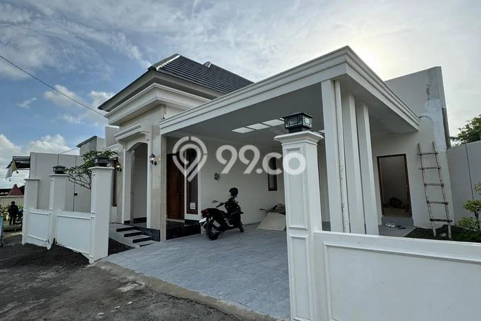 Dijual Rumah 4 Kamar Lokasi Ideal Bagus dan Strategis di Kaliurang Dijual Rumah 4 Kamar Lokasi Ideal Bagus dan Strategis di Kaliurang