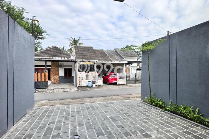 Dijual Cepat Rumah Bagus Siap Huni LB 110m2 di Ngaglik, Sleman Dijual Cepat Rumah Bagus Siap Huni LB 110m2 di Ngaglik, Sleman