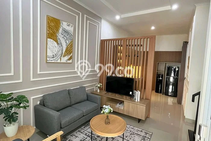 Jual Rumah Harga Miring Ciputat Punya 3 Kamar & LT 80m2 Jual Rumah Harga Miring Ciputat Punya 3 Kamar & LT 80m2