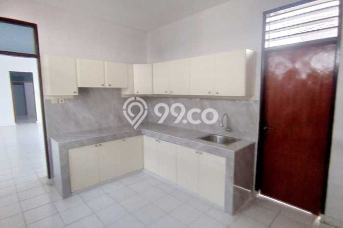Rumah Sewa Jakarta Timur LT 393m2 LB 225m2 Kawasan Pulomas Rumah Sewa Jakarta Timur LT 393m2 LB 225m2 Kawasan Pulomas