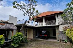 Dijual Rumah Mewah Megah Dengan View Eksklusif di Cawang, Jakarta Timur Dijual Rumah Mewah Megah Dengan View Eksklusif di Cawang, Jakarta Timur