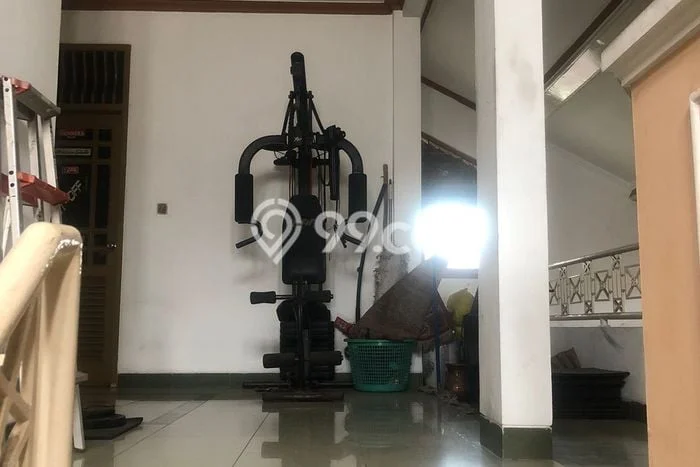 Rumah Elit LB 180m2 Siap Huni Desain Elegan di Joglo, Jakarta Barat Rumah Elit LB 180m2 Siap Huni Desain Elegan di Joglo, Jakarta Barat
