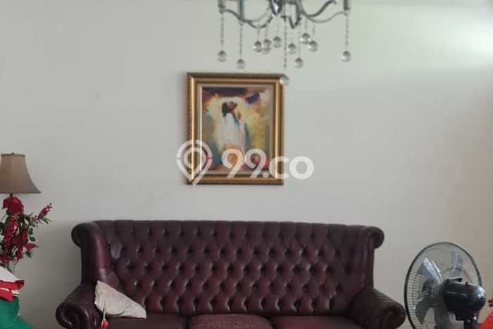 Rumah Modern 5 KT di Jaka Sampurna Bekasi Semi Furnished Rumah Modern 5 KT di Jaka Sampurna Bekasi Semi Furnished