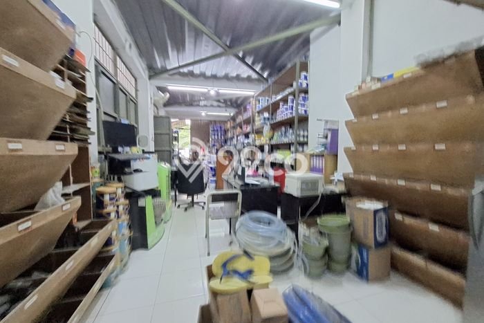 Gudang untuk Disewa di Pusat Jakarta Timur Luas Bangunan 300m2 Gudang untuk Disewa di Pusat Jakarta Timur Luas Bangunan 300m2