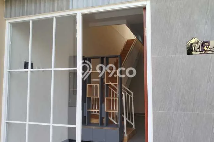 Rumah Modern Minimalis 3 KT Bisa Langsung Pindah di Mulyorejo Rumah Modern Minimalis 3 KT Bisa Langsung Pindah di Mulyorejo