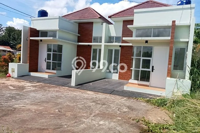 Jual Rumah Strategis Bagus Punya 2 KT di Serpong Tangerang Selatan SHM Jual Rumah Strategis Bagus Punya 2 KT di Serpong Tangerang Selatan SHM