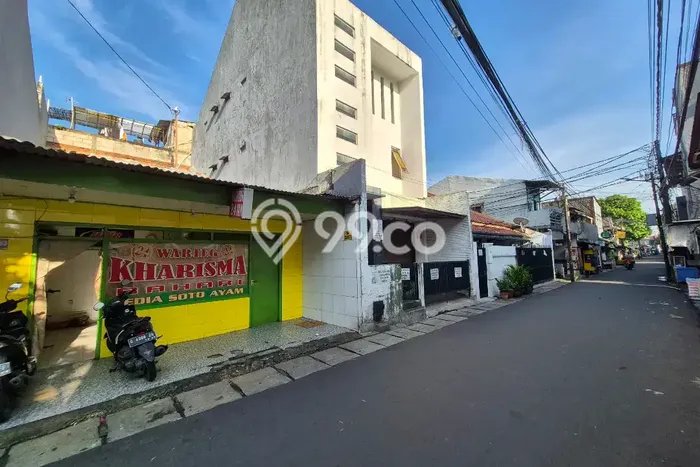 Dijual Kost di Kebayoran Baru, Jakarta Selatan, 10 KT, 5 KM, Luas 280m2 Dijual Kost di Kebayoran Baru, Jakarta Selatan, 10 KT, 5 KM, Luas 280m2
