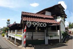 Dijual Rumah Premium dengan Fasilitas Sekitar Lengkap di Kebayoran Baru, Jakarta Selatan Dijual Rumah Premium dengan Fasilitas Sekitar Lengkap di Kebayoran Baru, Jakarta Selatan