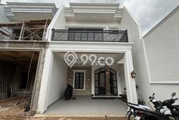 For Sale Hunian Rumah Terawat 5 Kamar di Tanah Baru, Depok For Sale Hunian Rumah Terawat 5 Kamar di Tanah Baru, Depok