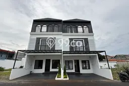 For Sale Hunian Rumah Terawat 4 KT di Lenteng Agung, Jakarta Selatan For Sale Hunian Rumah Terawat 4 KT di Lenteng Agung, Jakarta Selatan