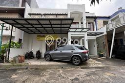 Ready to Use! Luxury House LT 216m2 Desain Elegan di Pejaten Ready to Use! Luxury House LT 216m2 Desain Elegan di Pejaten