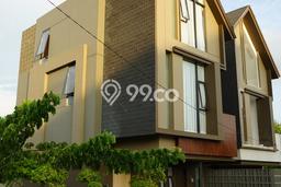 Rumah Eksklusif Siap Huni LT 180m2 di Pekanbaru Kota, Pekanbaru Rumah Eksklusif Siap Huni LT 180m2 di Pekanbaru Kota, Pekanbaru