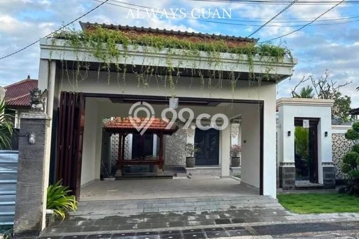 Rumah Elit LB 250m2 Siap Huni Desain Elegan di Renon, Denpasar Rumah Elit LB 250m2 Siap Huni Desain Elegan di Renon, Denpasar