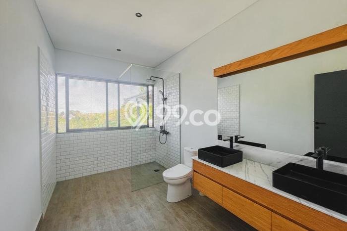 FOR SALE! Vila di , Luas 336m2m², Lokasi Premium FOR SALE! Vila di , Luas 336m2m², Lokasi Premium