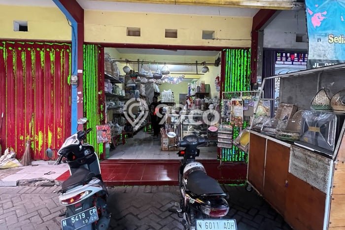 Ruko Dijual di Prime Area Malang Luas 136m2 Ruko Dijual di Prime Area Malang Luas 136m2