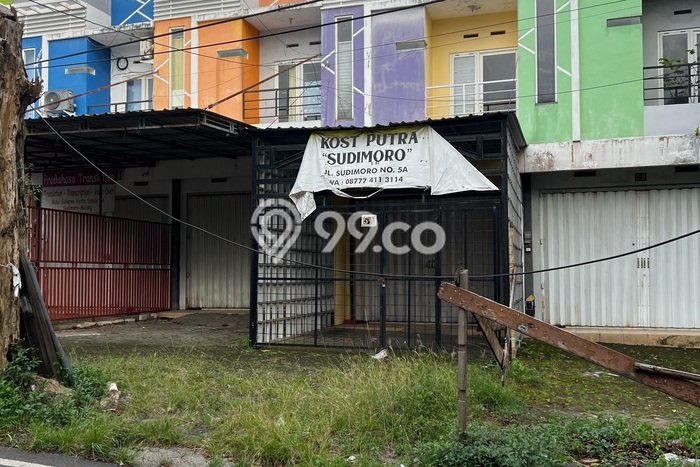 Rumah Kost untuk Dijual di Mojolangu Punya 8 Kamar Rumah Kost untuk Dijual di Mojolangu Punya 8 Kamar