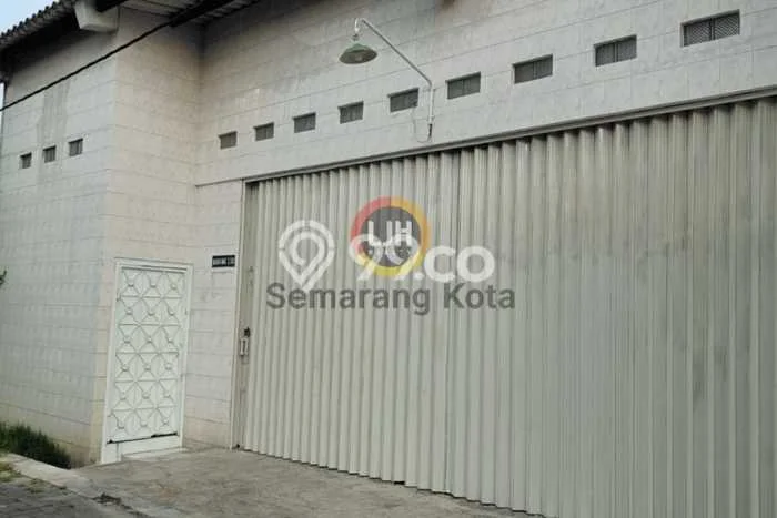 Ruko Disewa di Semarang Utara, Semarang, LT 100m2 / LB 100m2 Ruko Disewa di Semarang Utara, Semarang, LT 100m2 / LB 100m2