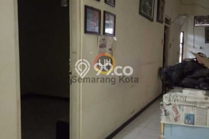 Disewakan Ruko komersial di Semarang Timur luas bangunan 400m2 Disewakan Ruko komersial di Semarang Timur luas bangunan 400m2
