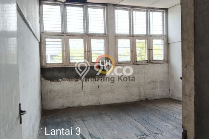 Ruko Disewakan di Kawasan Ramai Semarang Utara, Semarang Ruko Disewakan di Kawasan Ramai Semarang Utara, Semarang