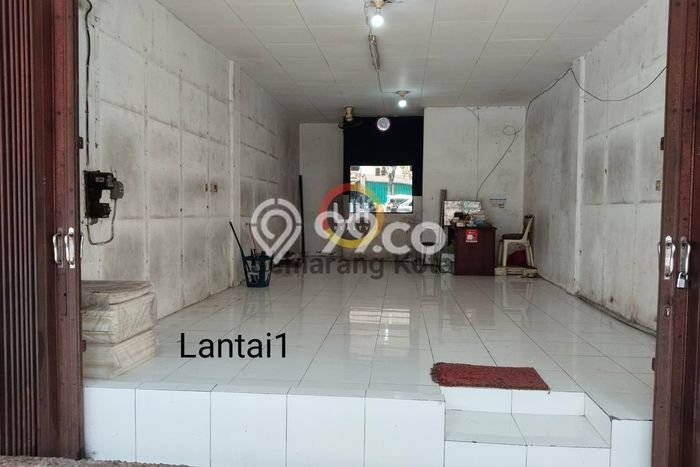 Ruko Disewakan di Kawasan Ramai Semarang Utara, Semarang Ruko Disewakan di Kawasan Ramai Semarang Utara, Semarang