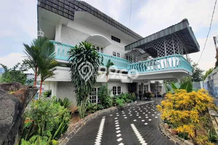 Disewakan Rumah Murah di Cibubur Jakarta Timur dengan 4 KT Disewakan Rumah Murah di Cibubur Jakarta Timur dengan 4 KT