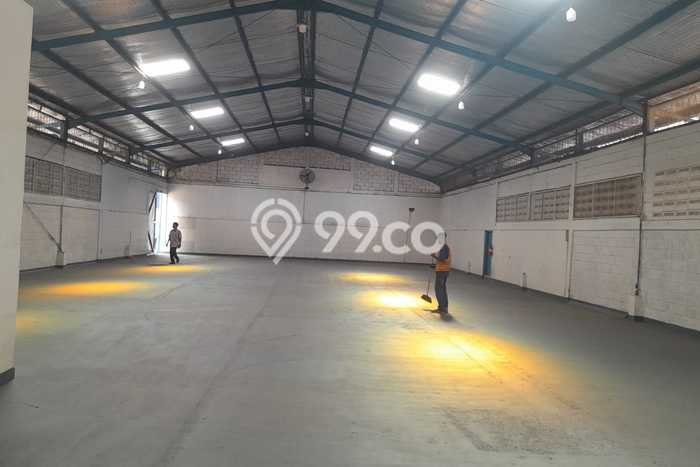 Unit Gudang disewakan di Karawaci Tangerang dengan LT 600m2 / LB 600m2 Unit Gudang disewakan di Karawaci Tangerang dengan LT 600m2 / LB 600m2