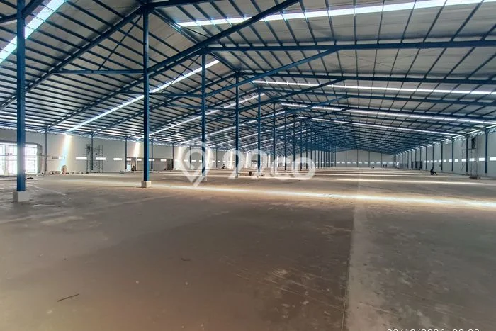 Disewakan Gudang di Kawasan Ramai Jatake Luas 7260m2 Disewakan Gudang di Kawasan Ramai Jatake Luas 7260m2