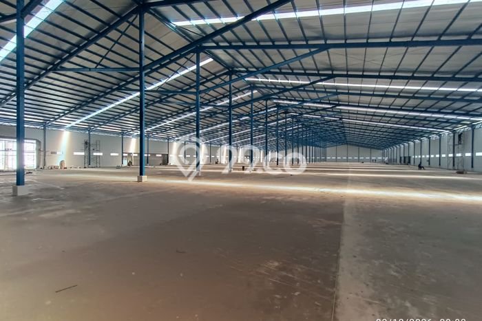 Disewakan Gudang di Kawasan Ramai Jatake Luas 7260m2 Disewakan Gudang di Kawasan Ramai Jatake Luas 7260m2